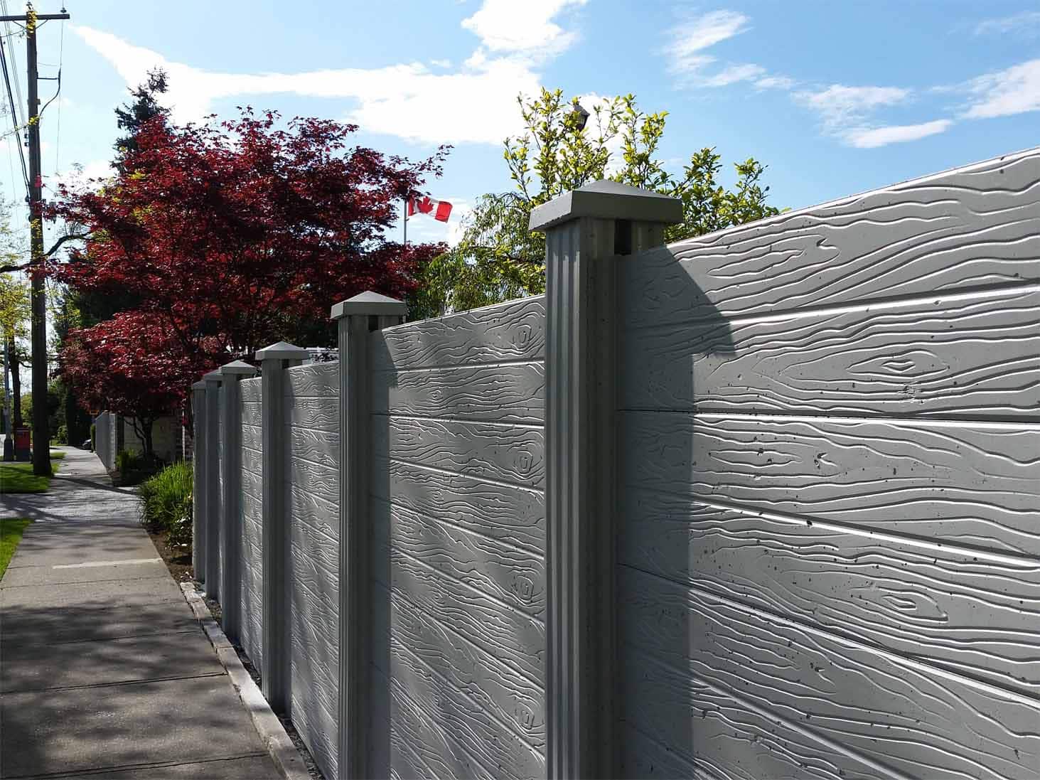 How To Use Concrete For Erecting Fences In Imperial Beach?