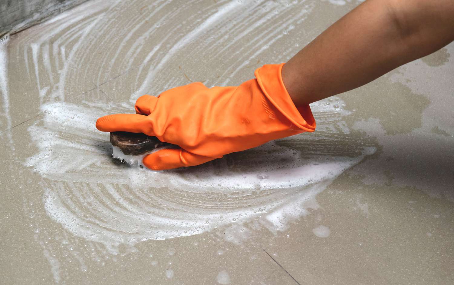 5 Tips To Prevent Oil Stains On Concrete Driveway In Imperial Beach